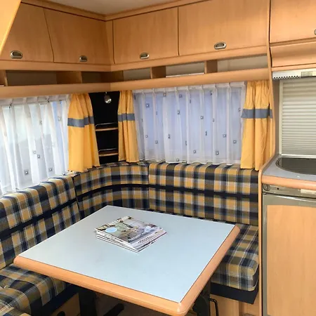 Hobby De Luxe Caravan